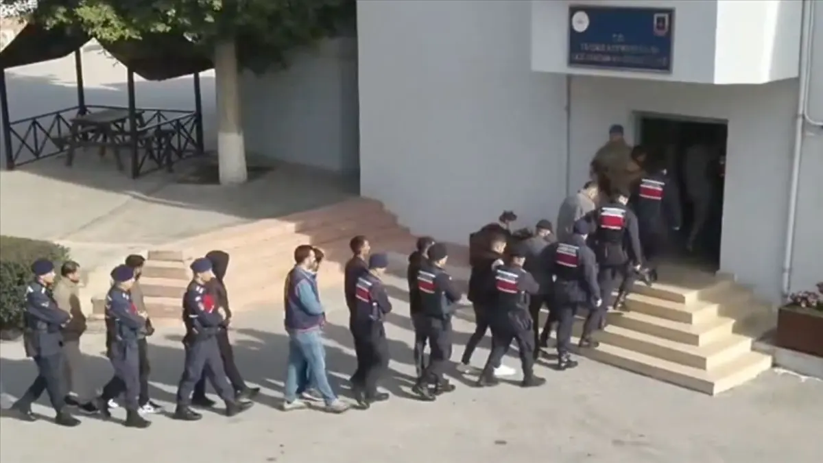 Zehir tacirlerine ağır darbe: 123 şüpheli yakalandı haberinin görseli