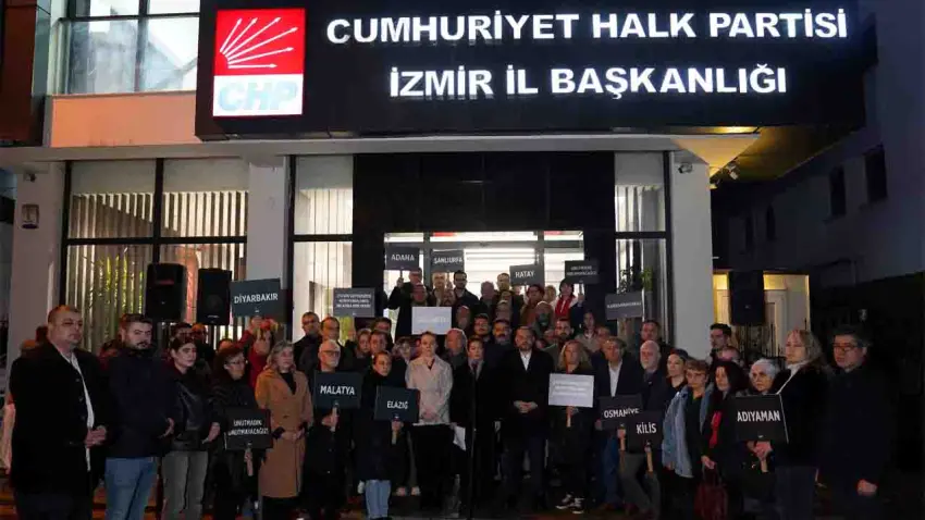 CHP İzmir, 6 Şubat depremlerinin 3. yılında anma töreni düzenledi