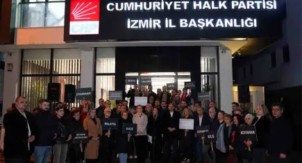 CHP İzmir, 6 Şubat depremlerinin 3. yılında anma töreni düzenledi