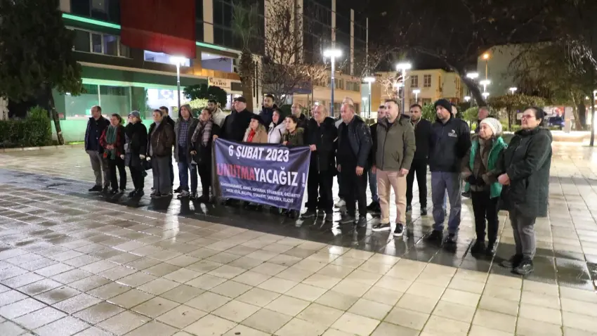 CHP Menderes, 6 Şubat depremlerinin yıldönümünde anma töreni düzenledi