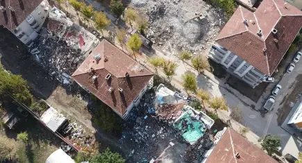 Deprem sürecinde 200 yalan haber çürütüldü: DMM'den "Dijital Teyit" çağrısı