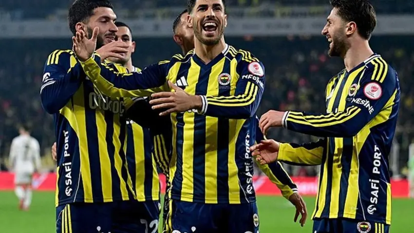 Fenerbahçe'nin UEFA kadrosu belli oldu haberinin görseli