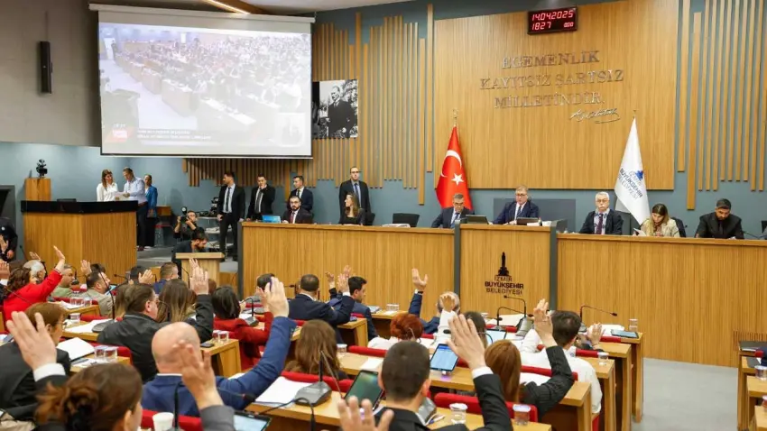 İzmir Büyükşehir Meclisi’nde ulaşımda iki önemli düzenleme