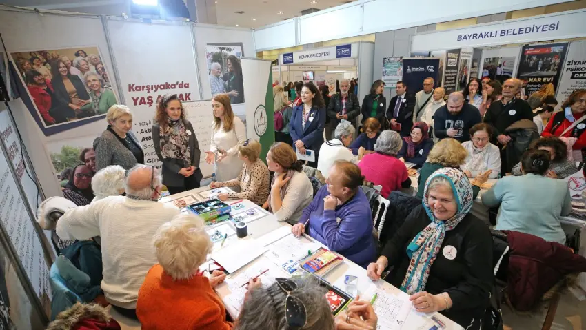 Karşıyaka Belediyesi PAL EXPOCARE Fuarı’nda ileri yaş hizmetlerini tanıttı