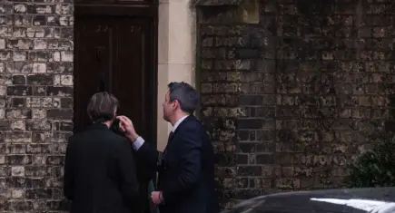 Londra’da Epstein baskınları