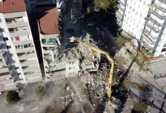 Yargıtay, Yılmaz Erbek Apartmanı davasında 6 sanık hakkındaki kararı bozdu