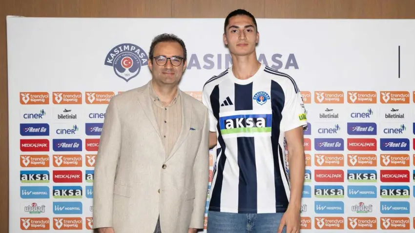 Ahmet Taha Dağbaşı Kasımpaşa’ya transfer oldu