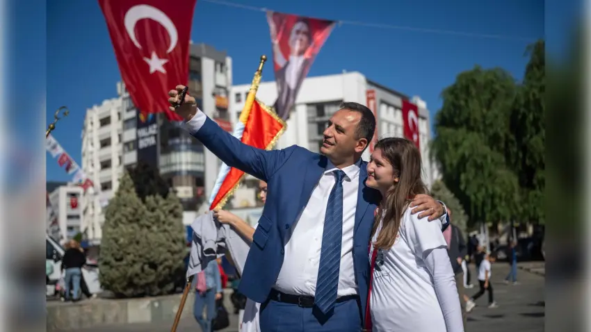 Bornova’dan gençlere altın destek