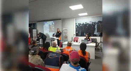 İZ-AFED liderliğinde 6 Şubat anması: İzmir’de sivil toplum tek yürek oldu