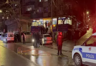 Kahvehane çıkışı pusu: Araçtan ateş açıldı, 2 yaralı!