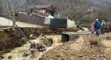 Ödemiş Belediyesi kuvvetli yağışlara karşı teyakkuzda