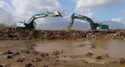 Irlamaz Çayı'nda taşkın sonrası çalışma