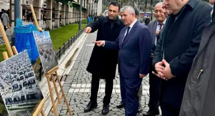 İzmir’de 6 Şubat depremlerinde hayatını kaybedenler anıldı