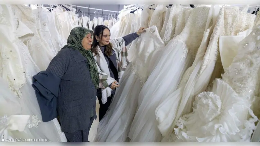 İzmir’de gelinlik hayali ücretsiz gerçeğe dönüşüyor