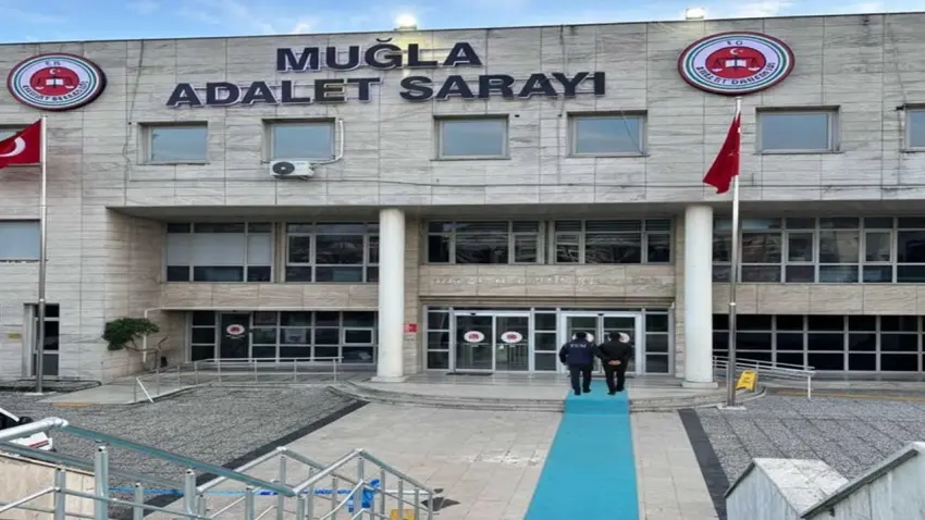 Muğla’da 9 yıllık firar trafik denetiminde son buldu: İhraç emniyet müdürü yakalandı! haberinin görseli