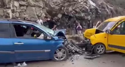 Muğla'da kaza: 1 çocuk hayatını kaybetti, 6 kişi yaralı