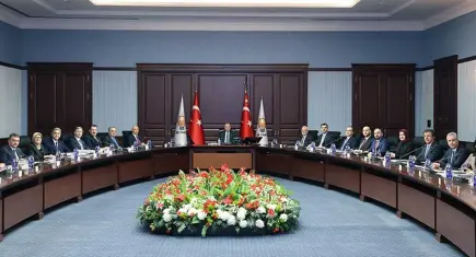 AK Parti'de MYK toplandı