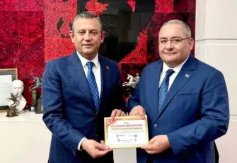 Ankara siyasetinde küfür depremi: İstifa eden Özarslan’dan Özel’e suç duyurusu!