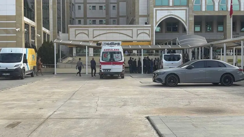 Antalya Adliyesi’nde şüpheli ölüm: Güvenlik görevlisi tuvalette ölü bulundu haberinin görseli