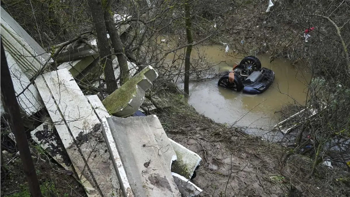 İzmir’de dereye düşen otomobil kazasında firari sürücü yakalandı haberinin görseli