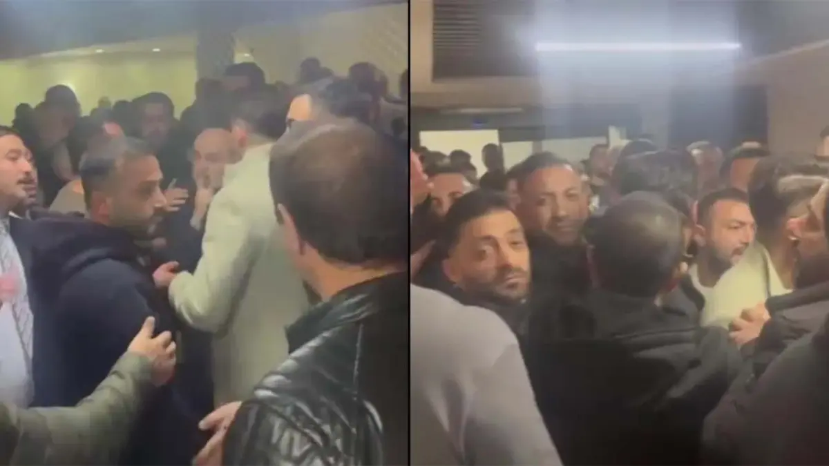 Keçiören Belediye Meclisi’nde tekmeli yumruklu kavga haberinin görseli