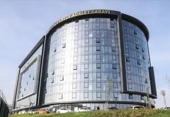 Küçükçekmece Adliyesi’nde hakime saldırı girişimi: Avukat adli kontrolle serbest