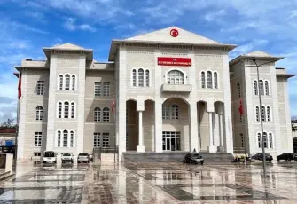 Muğla’da rüşvet soruşturması: Kaymakamın koruma polisi ve şoförü gözaltında