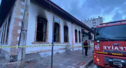Bahçeli'nin mezun olduğu 115 yıllık tarihi okulda yangın!