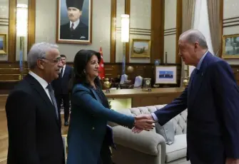 Beştepe’de kritik zirve: Cumhurbaşkanı Erdoğan, Pervin Buldan ve Mithat Sancar’ı kabul etti