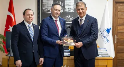 Ekvator Büyükelçisi’nden İzmir’e ziyaret