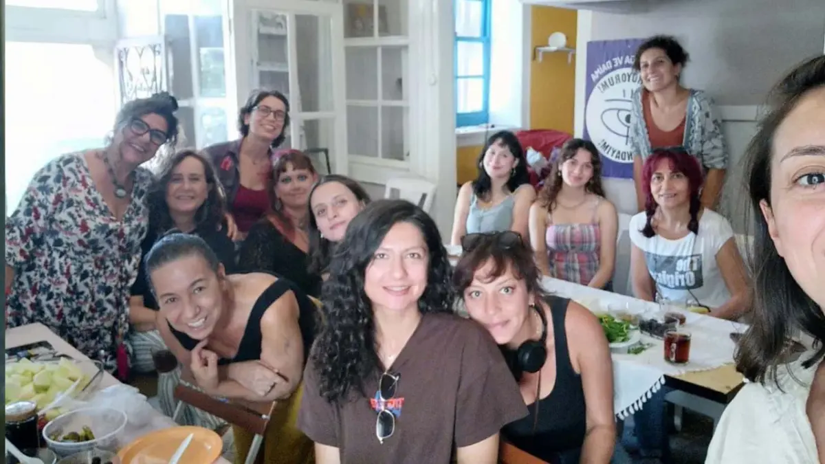 İzmir’de kitap söyleşisi: Feminizm, eşitlik ve toplumsal konular konuşulacak haberinin görseli