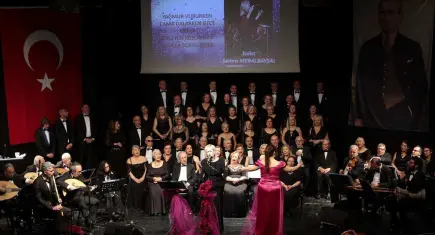 Konak’ta sevgiyi müzikle yaşadılar