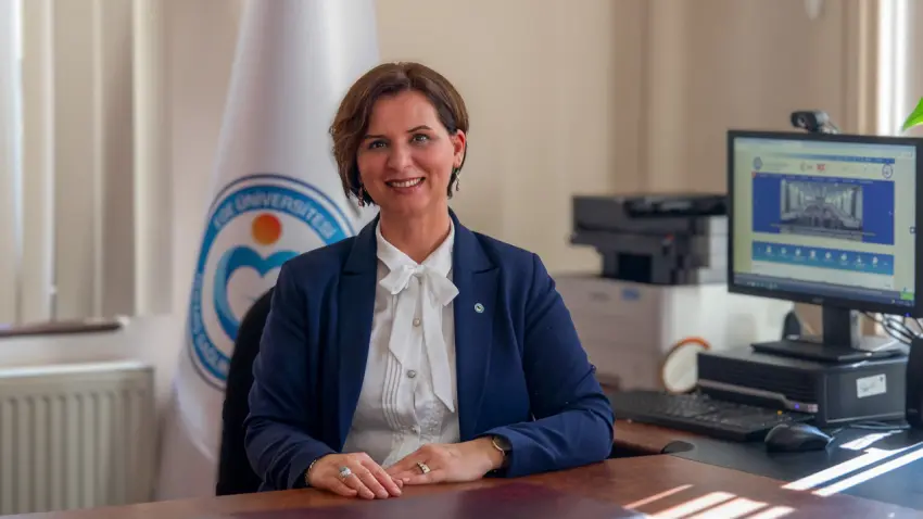 Prof. Dr. Öznur Usta Yeşilbalkan