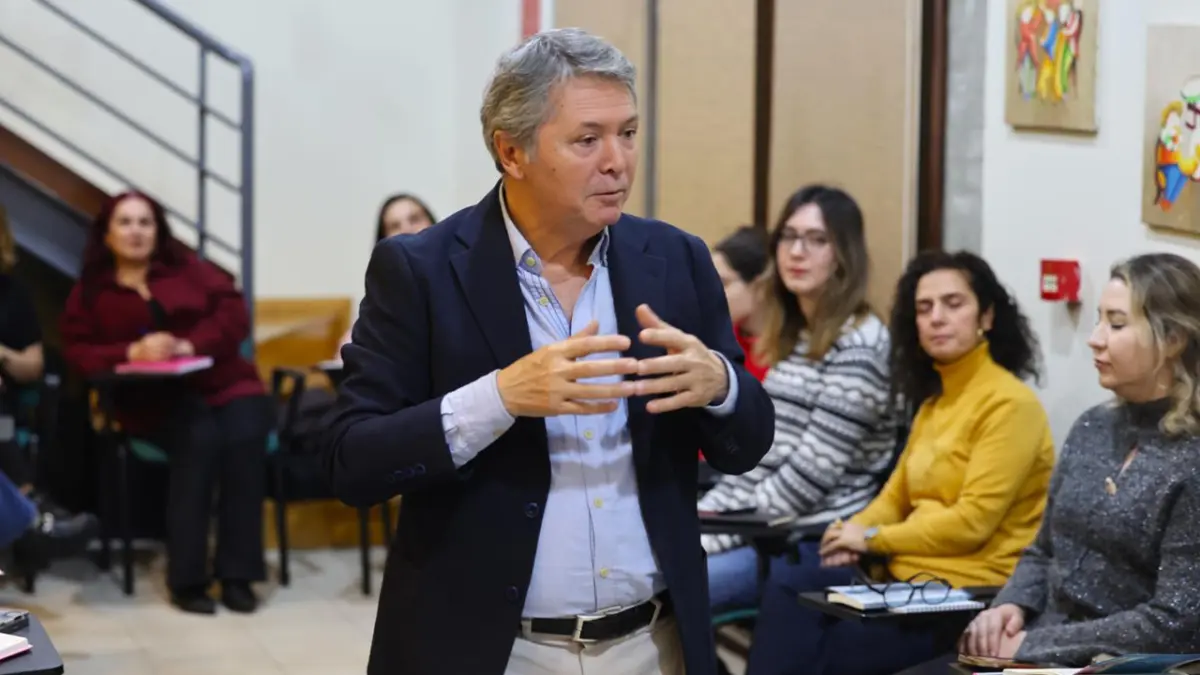 Anlatılmayan Öyküler Müzikli Yazarlık Atölyesi yeni döneme başladı haberinin görseli