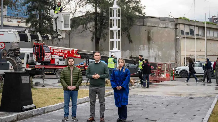 Bornova’da hibrit enerji direğiyle parkın elektriği doğadan