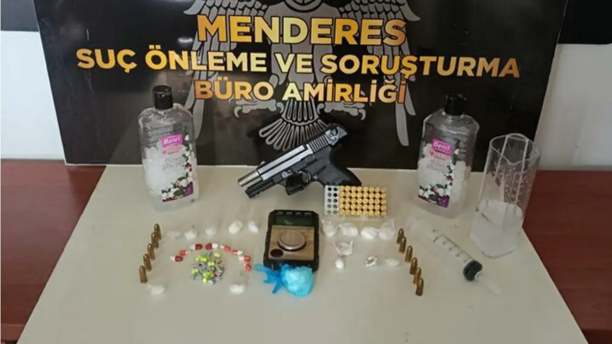 İzmir’de uyuşturucu operasyonu: 2 kişi yakalandı  haberinin görseli