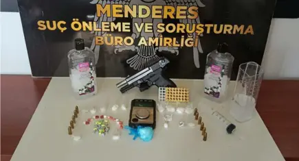 İzmir’de uyuşturucu operasyonu: 2 kişi yakalandı 