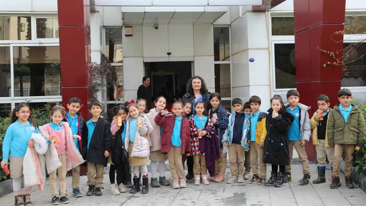 Öğrenciler yerel yönetimi Başkan Yetişkin’den dinledi haberinin görseli