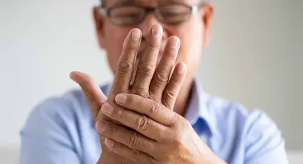 Parkinson hastalarına yapay zeka destekli erken tanı