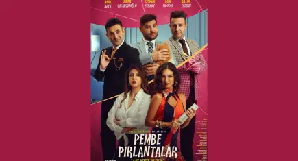 Pembe Pırlantalar İzmir’de: Kahkaha dolu bir gece sahnede