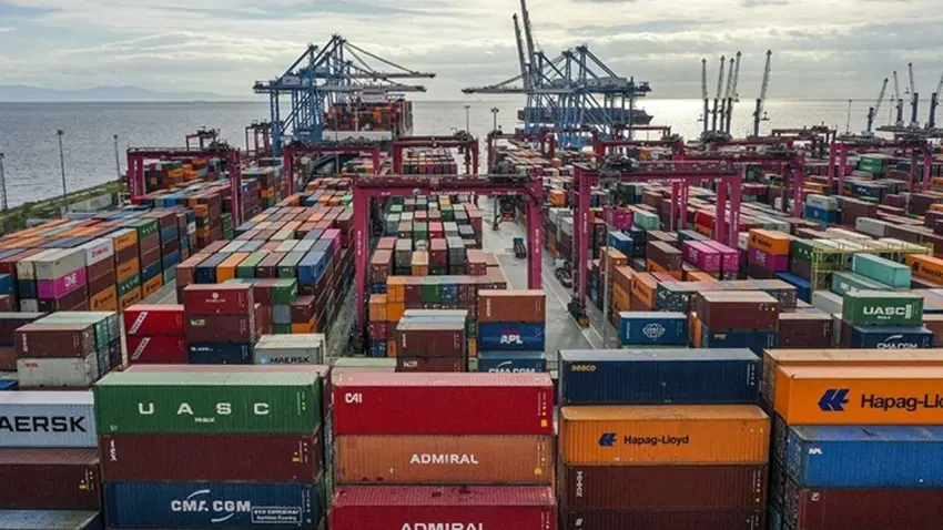 TÜİK dış ticaret endekslerini açıkladı: İhracat değerlendi, ithalat miktarı arttı haberinin görseli