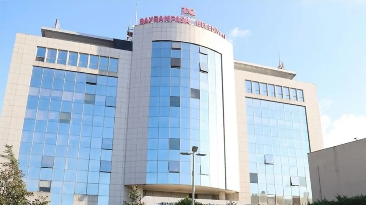 Bayrampaşa Belediyesi’nde rüşvet iddiası: 2 milyon 400 bin lirayı bagajdan bagaja aktardılar haberinin görseli