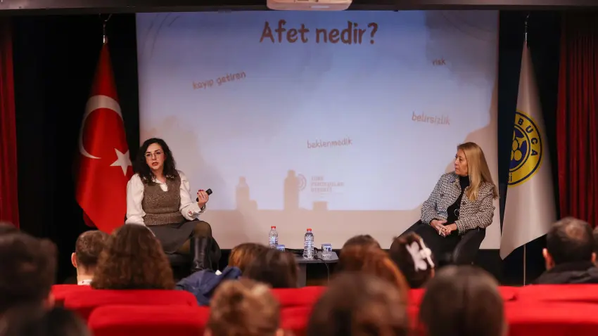 Buca’da psikoloji öğrencilerine afetlere karşı psikolojik hazırlık eğitimi