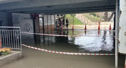 Fırtına ve sağanak nedeniyle bazı illerde eğitime ara verildi 