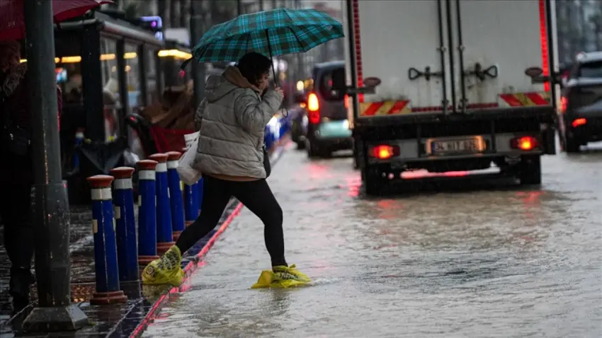 İzmir’de yağış rekoru: 44 günde geçen yılın toplamından fazla yağış düştü