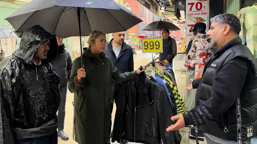 AK Partili Çankırı ve Başdaş’tan İzmir’de yağış tepkisi: İzmir’in vitrini sular altında