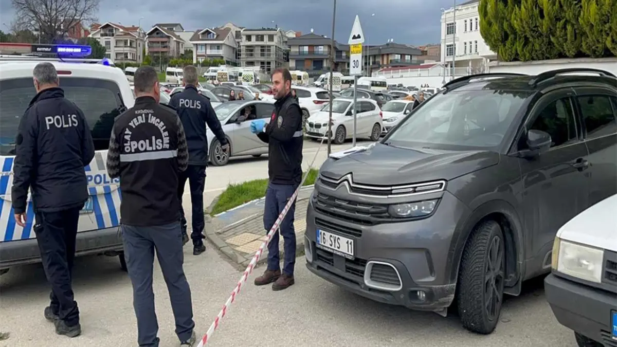 Bursa’da okul çıkışı dehşet: Öğretmeni sırtından vuran eski sevgili tutuklandı! haberinin görseli