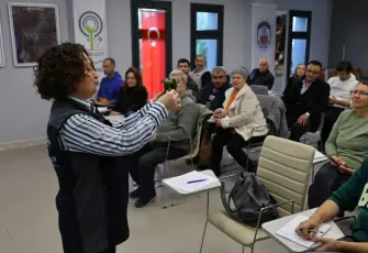 Efes Selçuk’ta üreticilere Salep Yetiştiriciliği Eğitimi