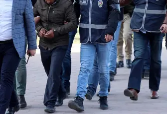 İki ilde tefecilik ve nitelikli yağma yapan suç örgütlerine operasyon: 18 kişi tutuklandı