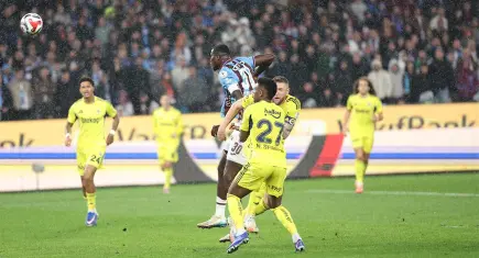 Trabzon’da gol düellosu: Derbide kazanan Fenerbahçe
